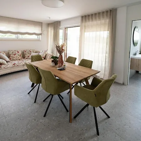 Apartments Kras 24 With Pool Sezana Exterior photo