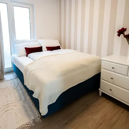 Apartments Kras 24 With Pool Sezana Exterior photo