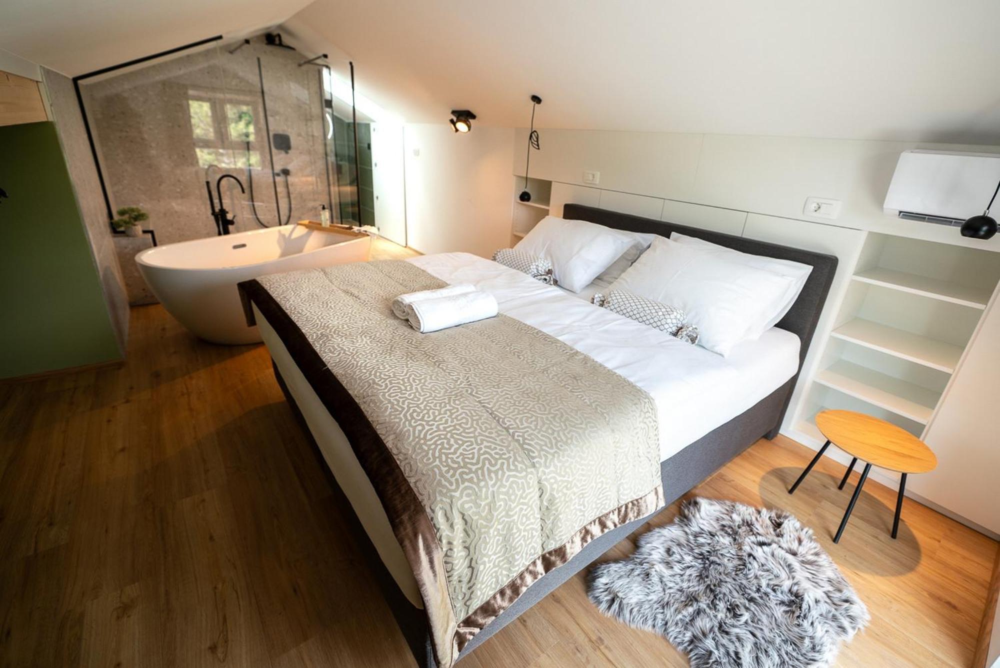 Apartment Kras 24 With Pool